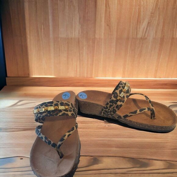 Italian Shoemakers Made In Italy size 7 Stacie Leopard sandal Slides - Picture 2 of 4